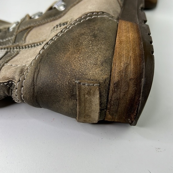 𝅺Sorel Women's  Major Carly Boot - Picture 7 of 10